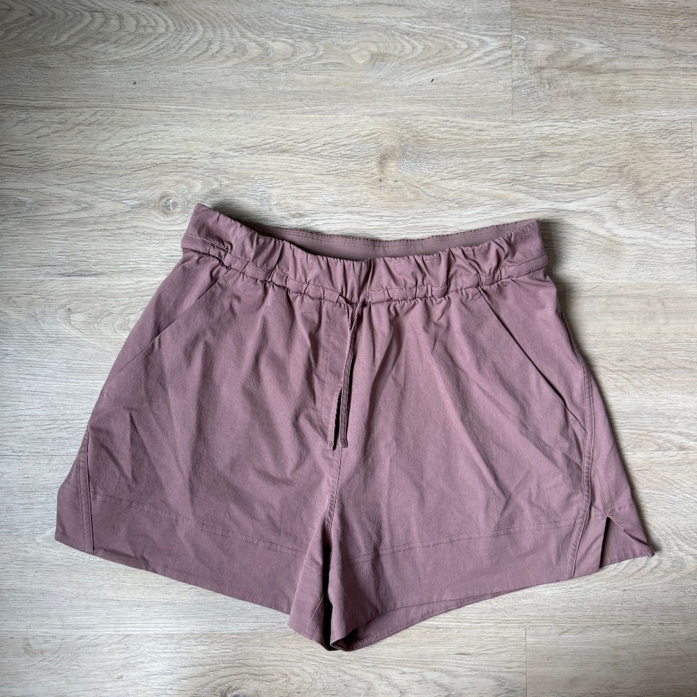 Lululemon Cinchable Waist High Rise Woven Short 3.5" Medium Twilight Rose
